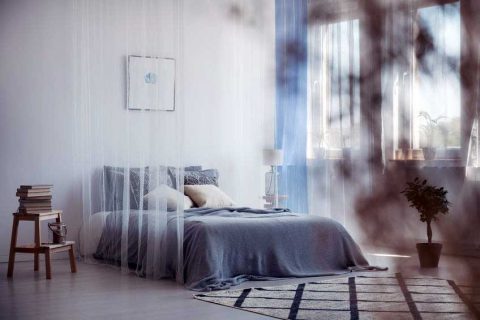 arredare la camera da letto con i tessuti; cuscini; tappeti; tessuti in camera da letto; tessuti; biancheria colorata per arredare
