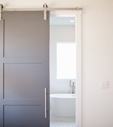 arredare bagno piccolo; arredare bagno piccolo e stretto;